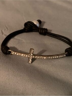 Crystal Cross Leather Cord and genuine Pearl Bracelet - Black